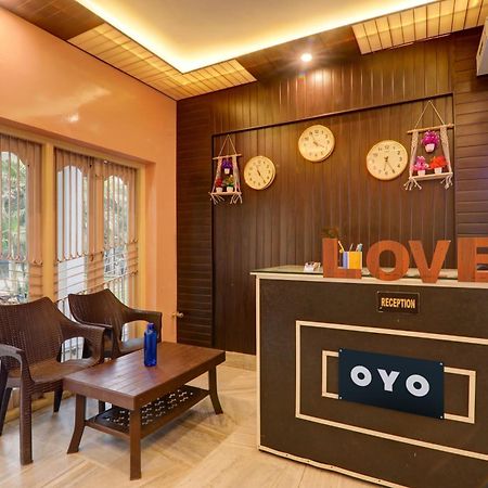 Hotel O Flagship Adbhut Moment Hotel Varanasi Bagian luar foto